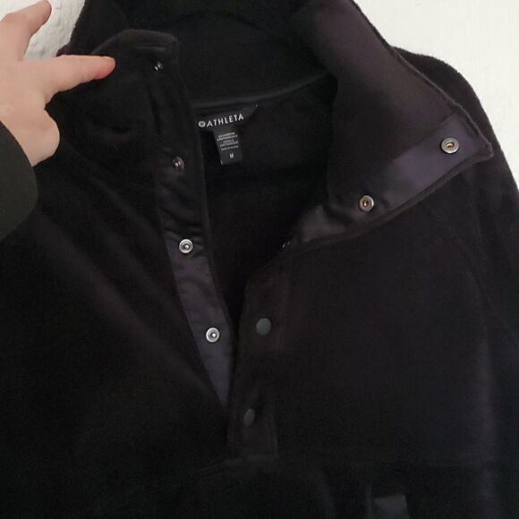 Athleta Recover Cozy Snap Front Fleece in Black Size M - Picture 5 of 12